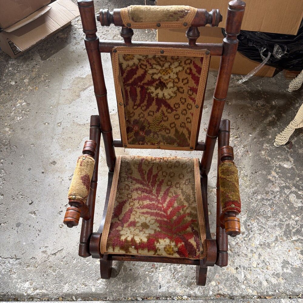 Antique 1890's Eastlake style Wooden Folding Carpet Rocker Rocking Chair Childs